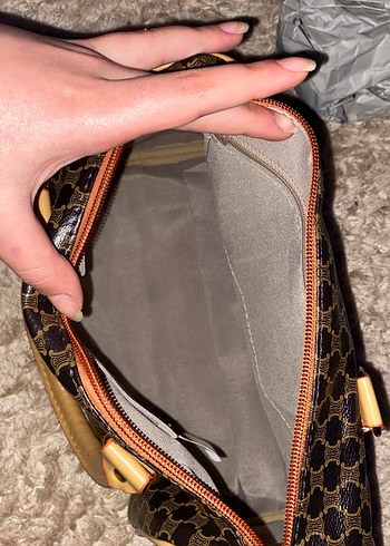 Kahverengi Deri Kadın El Çantası - Görsel 5