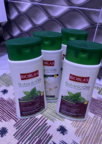 Bioblas Botanic Oils Sarımsak Yağı Şampuan