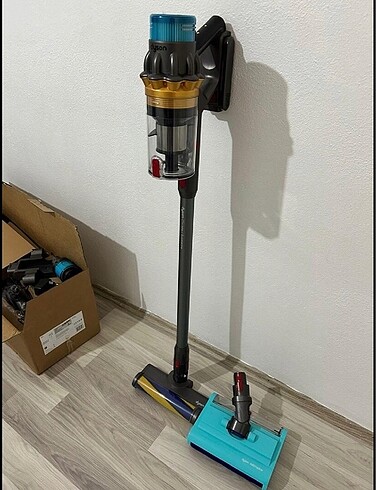  Dyson Süpürge Makinesi