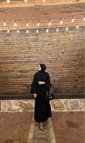 Siyah şık abaya