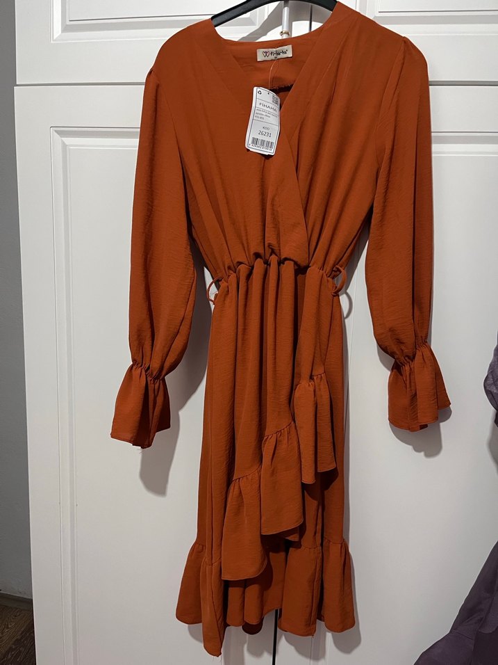 Kahverengi Uzun Kollu Fırfırlı Kadın Elbise - Görsel 2