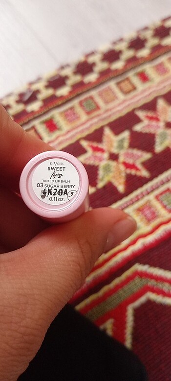  Beden Renk Pembe lip balm