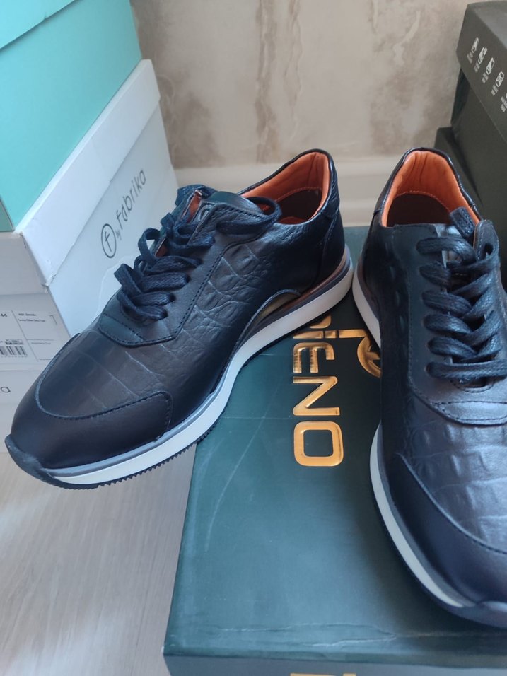 Siyah Yılan Desenli Bağcıklı Erkek Spor Ayakkabı - Görsel 3