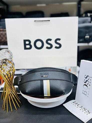 Hugo Boss çanta
