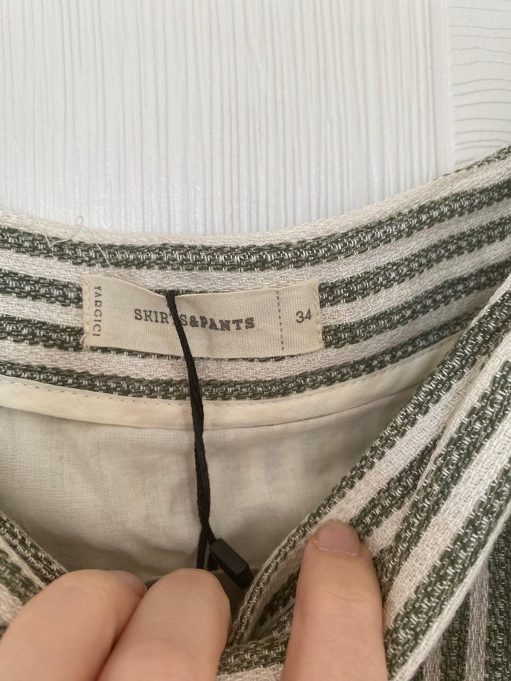 Yargıcı Çizgili Midi Etek - Görsel 3