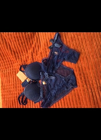 Fantezi iç çamaşırı seti - Görsel 3