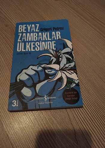 Beyaz Zambaklar Ülkesinde - Grigori Petrov