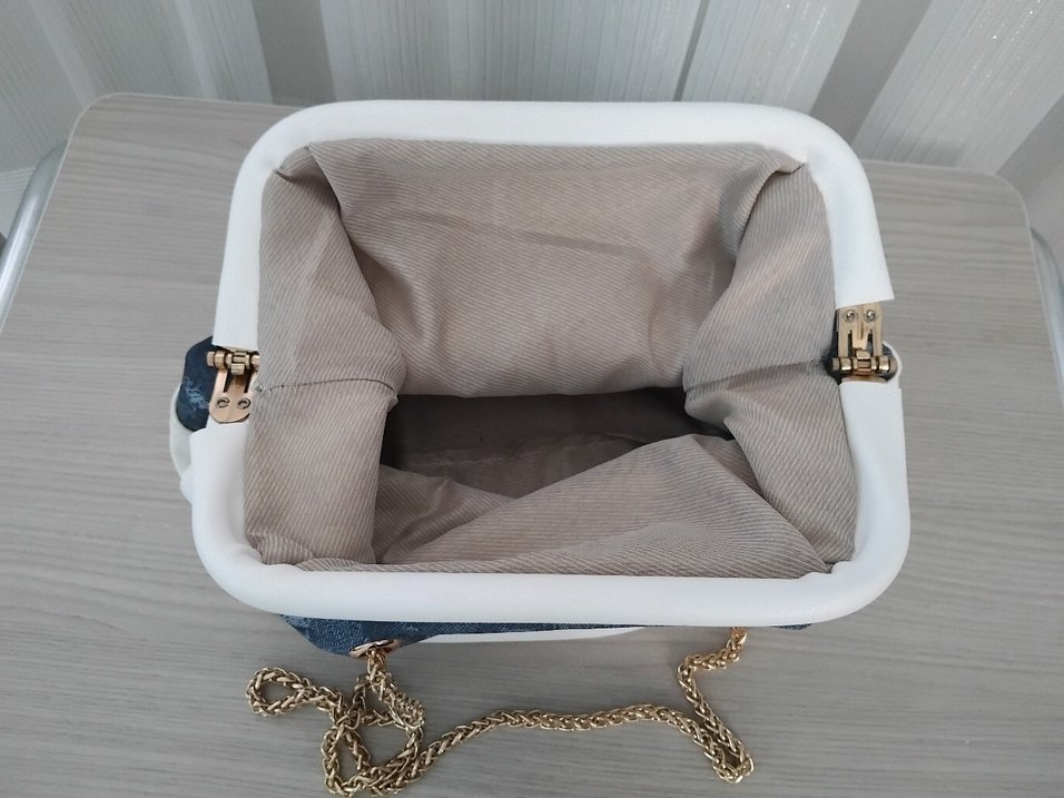 Gri Yılan Desenli Zincir Detaylı Kadın Çanta - Görsel 3