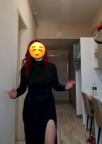 s Beden siyah Renk Siyah Uzun Kollu Yüksek Yaka yırtmaçlı Elbise