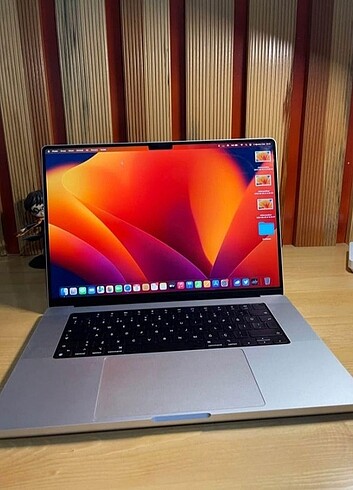 Macbook Pro M2 TR Cihazı 