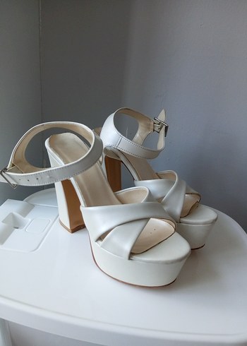 Gelin ayakkabısı - Görsel 2