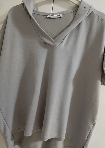 Gri V Yakalı Kısa Kollu Kadın Sweatshirt