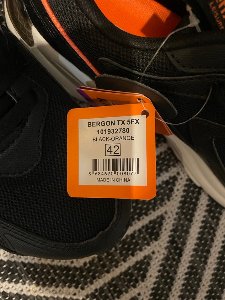 Kinetik Siyah-Turuncu Spor Ayakkabı 42 - Görsel 2