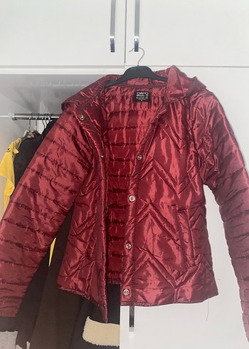 Bordo Parlak Düğmeli Kadın Kışlık Ceket