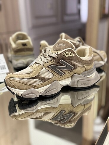 New Balance NEW BALANCE9060