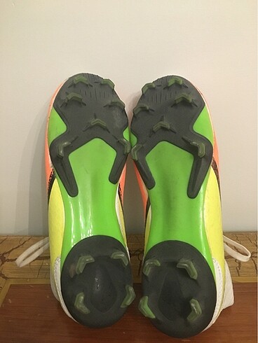 40 Beden beyaz Renk Nike Phantom Çoraplı Krampon