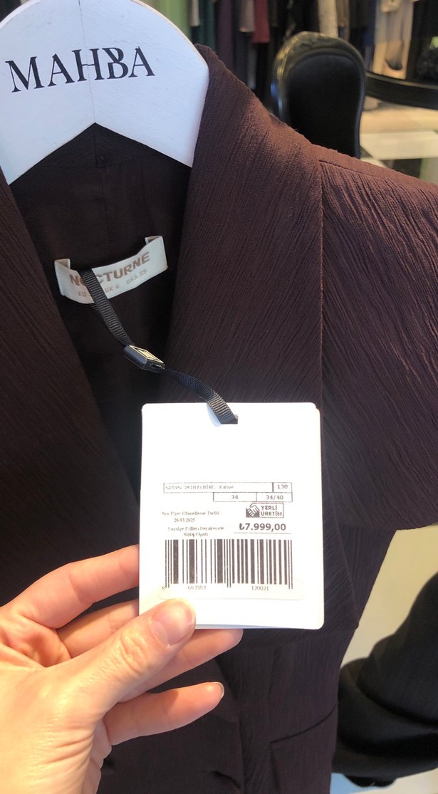 Düğmeli kahverengi elbise - Görsel 3