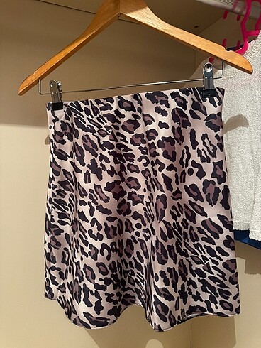 Leopar saten etek