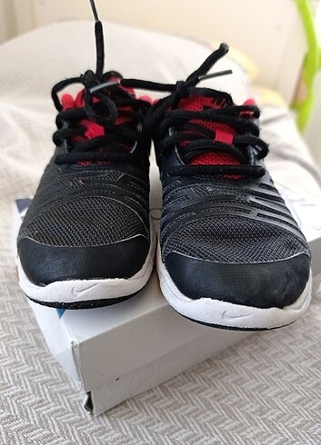 30 Beden Nike erkek Spor ayakkabi