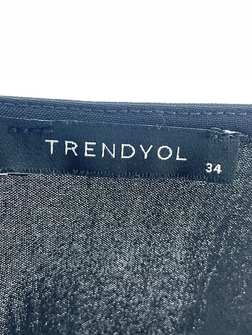 34 Beden siyah Renk Trendyol & Milla Kısa Elbise %70 İndirimli.