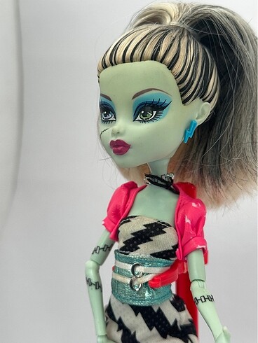 Beden Monsterhigh Frankie stein