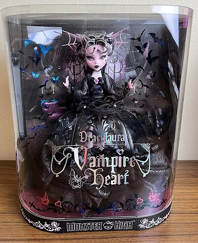 Beden Monster High Vampire Heart Draculaura