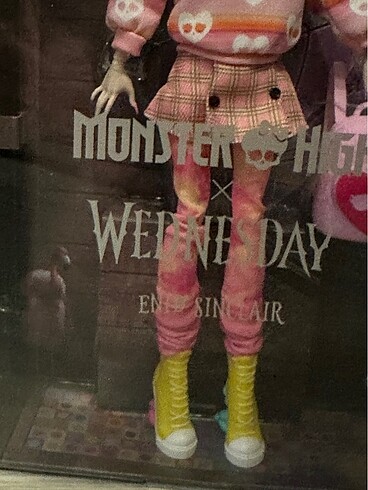 Beden Renk Monster High Enid