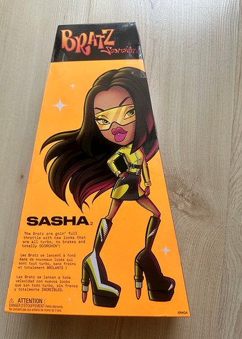 Beden Bratz Scorchin' Sasha