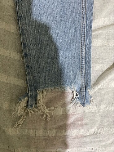 Diğer paça detay jean