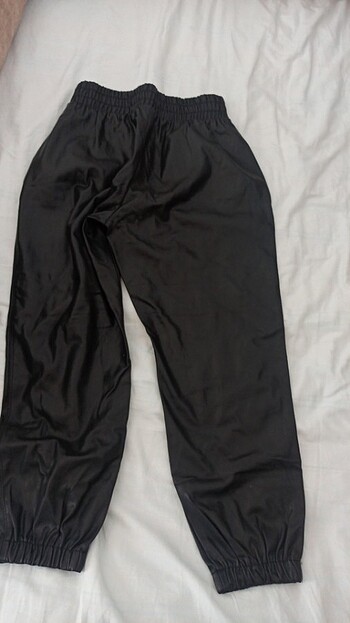Bershka Pantolon