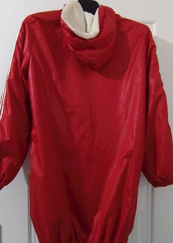 Kırmızı Kapüşonlu Fermuarlı Yağmurluk - Görsel 2