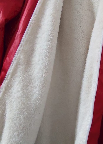 Kırmızı Kapüşonlu Fermuarlı Yağmurluk - Görsel 3