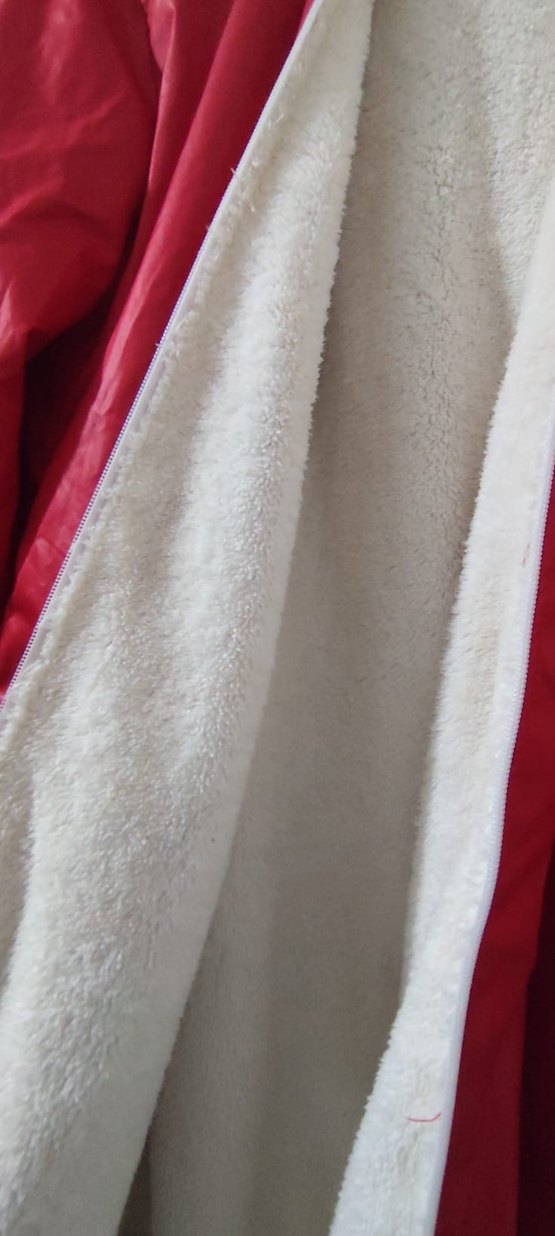 Kırmızı Kapüşonlu Fermuarlı Yağmurluk - Görsel 3