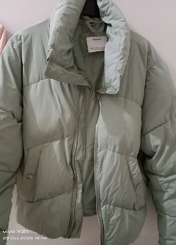 Bershka şişme mont