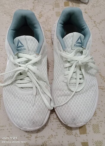 37 Beden Reebok spor ayakkabi
