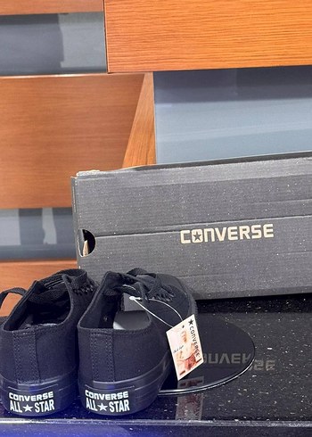36 Beden siyah Renk Converse Siyah Spor Ayakkabı Velcro Detaylı