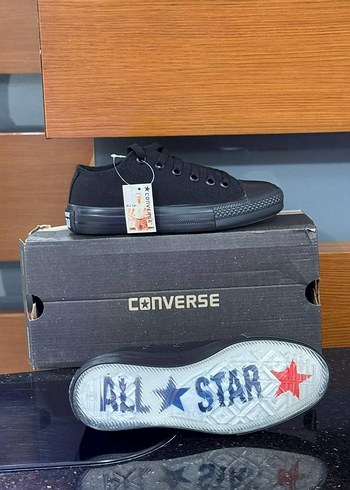 Converse Siyah Spor Ayakkabı Velcro Detaylı