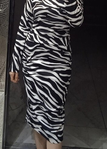 Diğer Siyah beyaz zebra desenli elbise