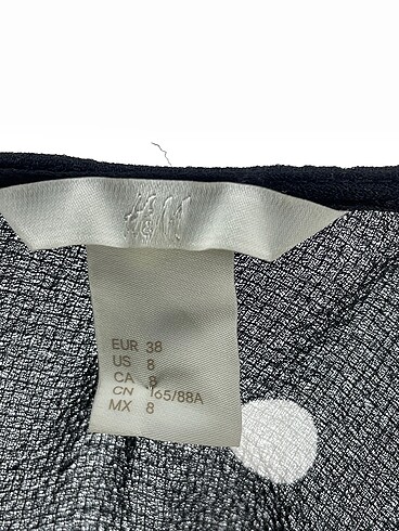 38 Beden siyah Renk H&M Uzun Elbise %70 İndirimli.
