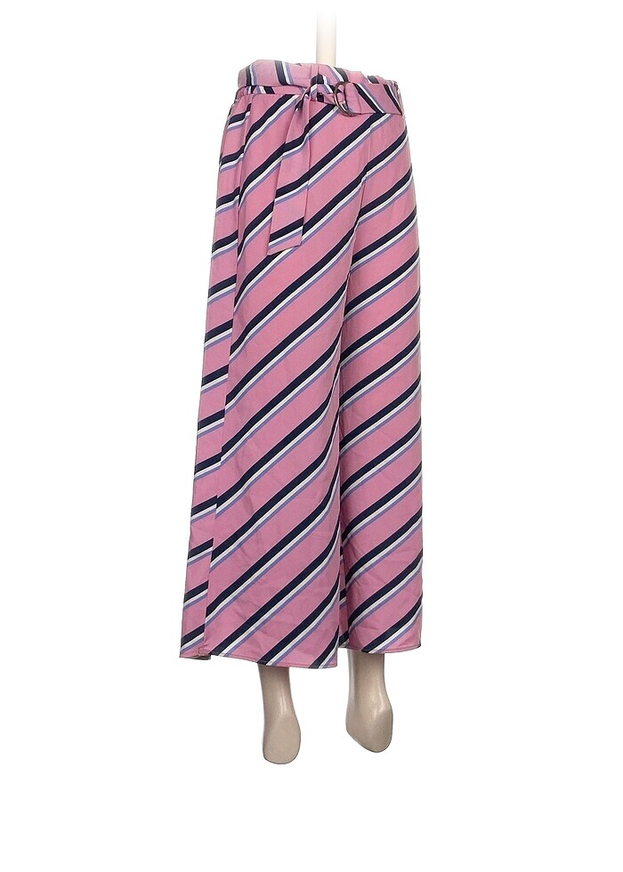 Bershka Düz Kesim %70 İndirimli. - Görsel 2