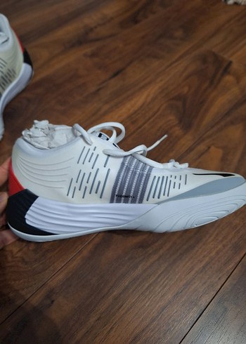 Orijinal Beyaz Gri Puma Basketbol Ayakkabısı Velcro 40.5 - Görsel 3