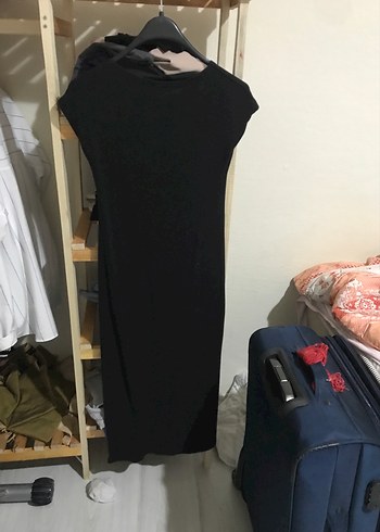 s Beden siyah Renk Siyah Uzun Yüksek Yakalı Kolsuz Elbise