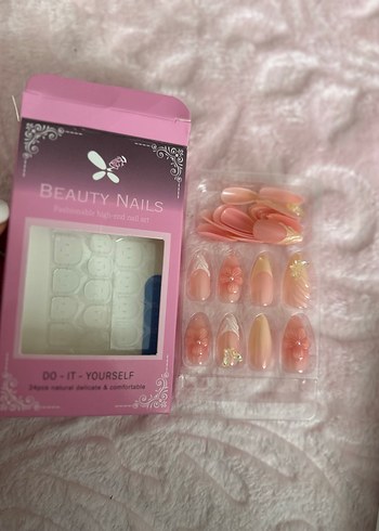 24 parça takma tırnak seti içinde kağıt yapıştırıcısı ve törpülü - Görsel 3