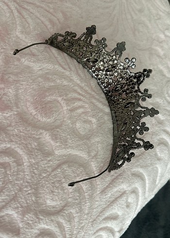 Koyu Kırmızı taşlı Taç ve Küpe Seti - Görsel 3