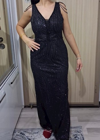 Siyah İşlemeli Uzun V Yaka Abiye Elbise - Görsel 9