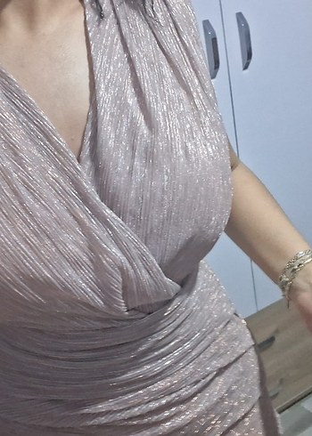 Pembe Drapeli V Yaka Uzun Abiye Elbise vatkalı - Görsel 3