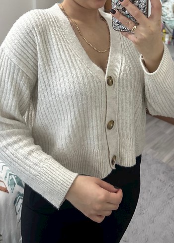 Düğmeli V Yaka Bej Midi kışlık hırka - Görsel 4