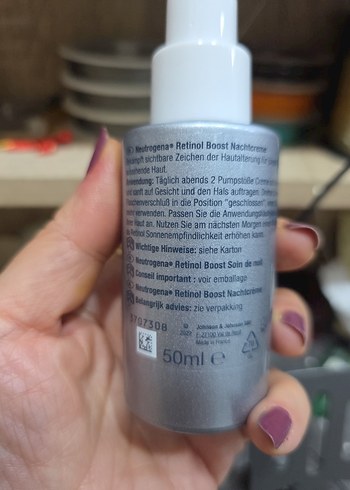 Neutrogena Retinol Boost Yaşlanma Karşıtı Gece Kremi 50 ML - Görsel 5