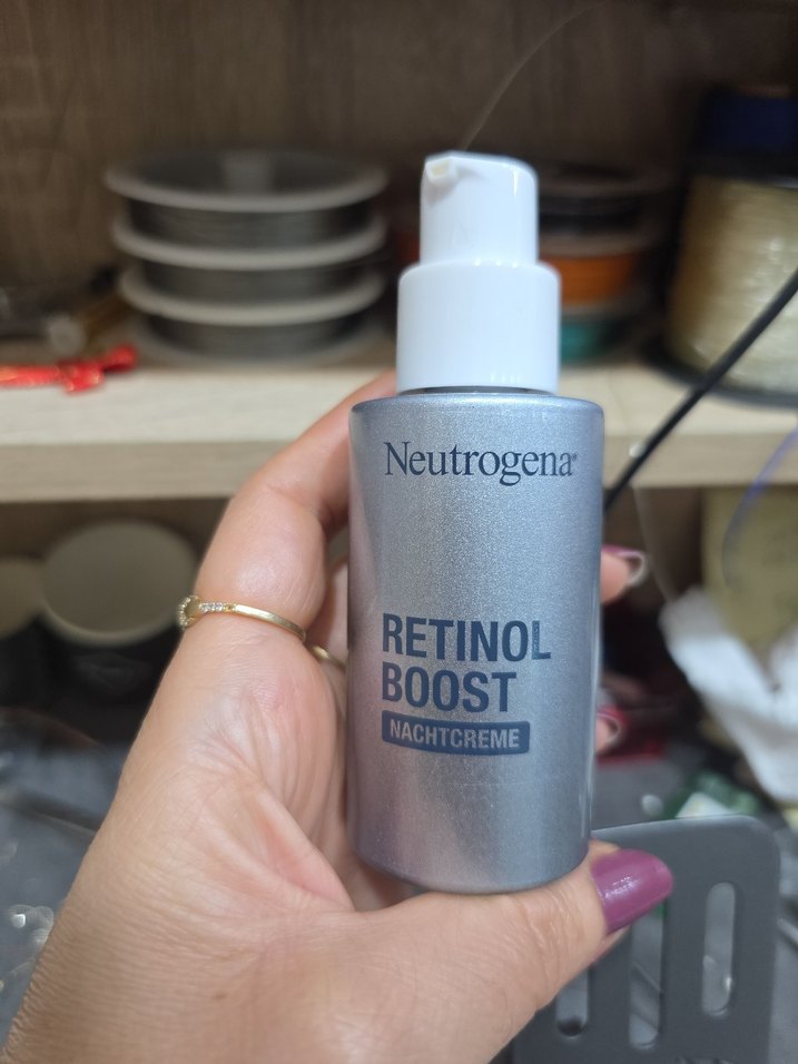 Neutrogena Retinol Boost Yaşlanma Karşıtı Gece Kremi 50 ML - Görsel 4