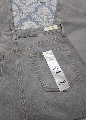 luıjo gri cepleri taşlı 30 beden orj çok şık jean pantolon